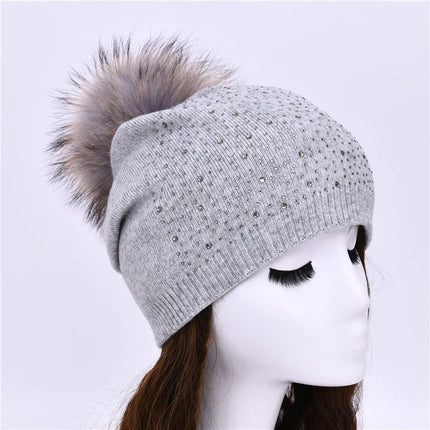 Bonnet à pompon pour femme - Gris clair - Ajustable (du 54 au 59) | La boutique du chapeau