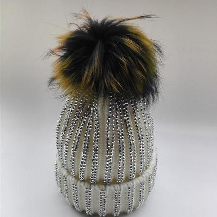 Bonnet avec strass et pompon - blanc avec arc - en - ciel - Adulte | La boutique du chapeau