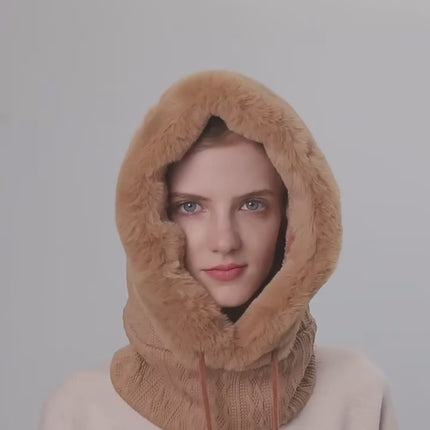 Cagoule capuche femme, bordure effet fourrure - Vidéo
